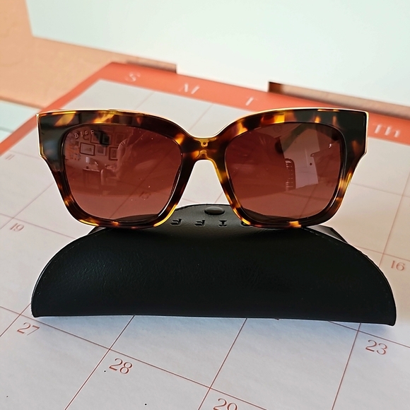 Diff Eyewear Accessories - Diff Bella III, Tortoise w/ Gold Accent